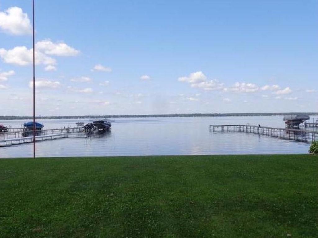 Water Front Lot on Shawano LAKE!