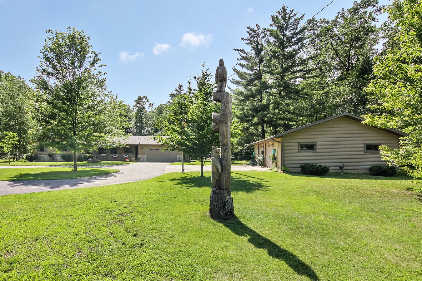 N6279 Lake Dr Shawano WI 54166