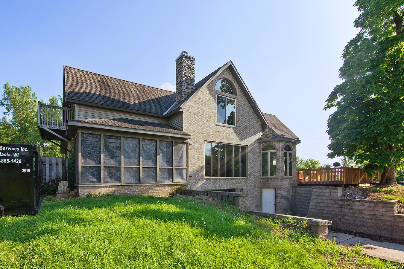 W4345 Country Ln Cecil WI 54111