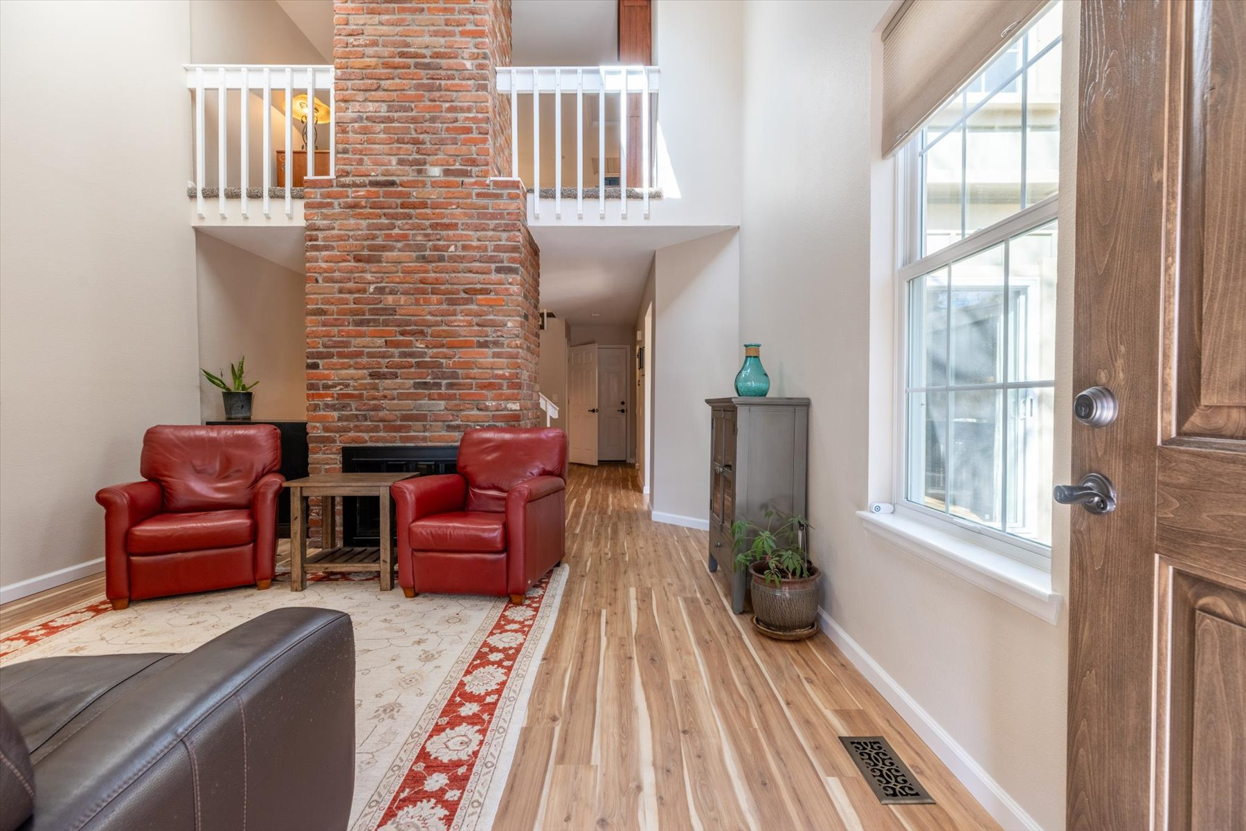 Gorgeous hardwood floors through out main level