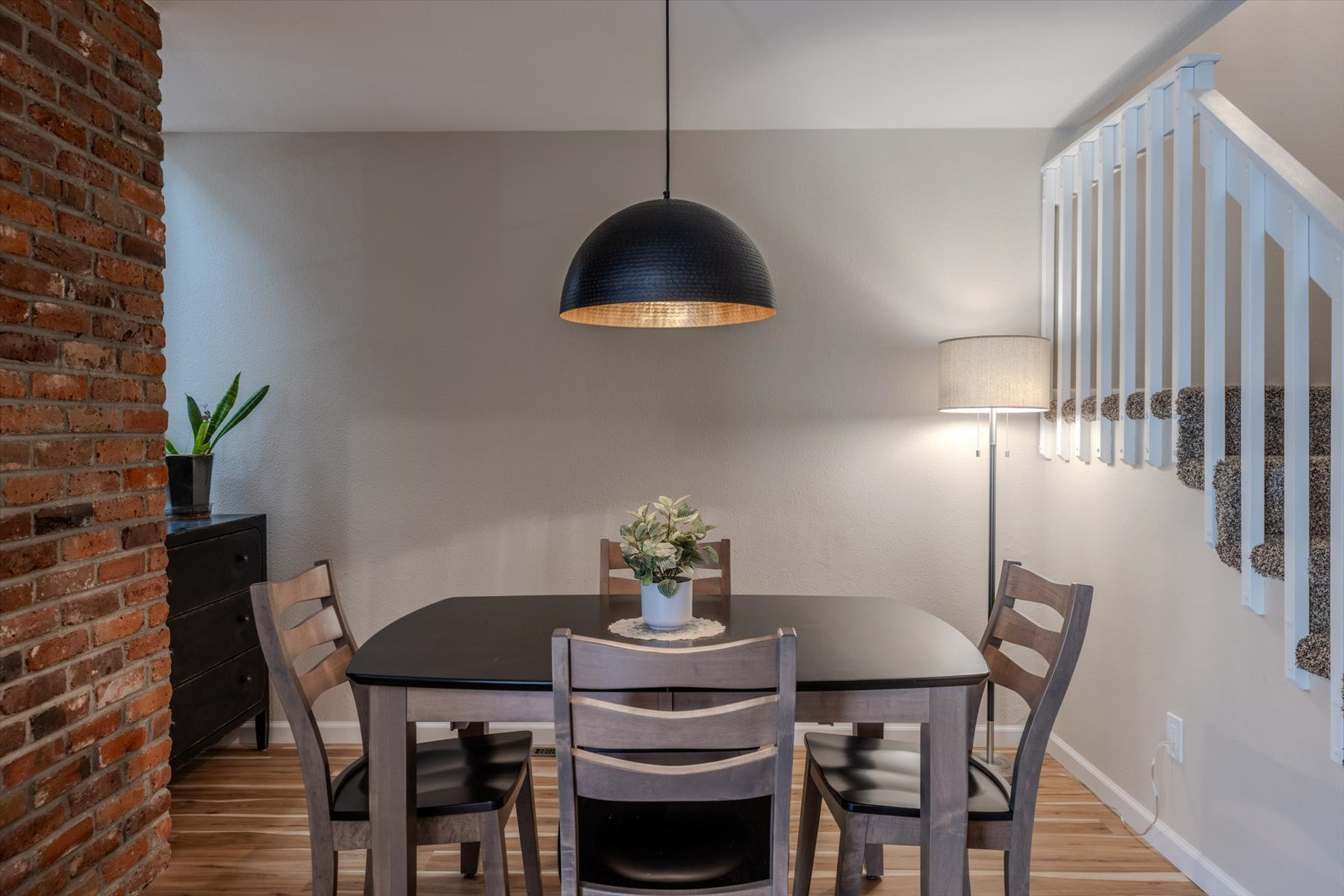 Cozy dining room