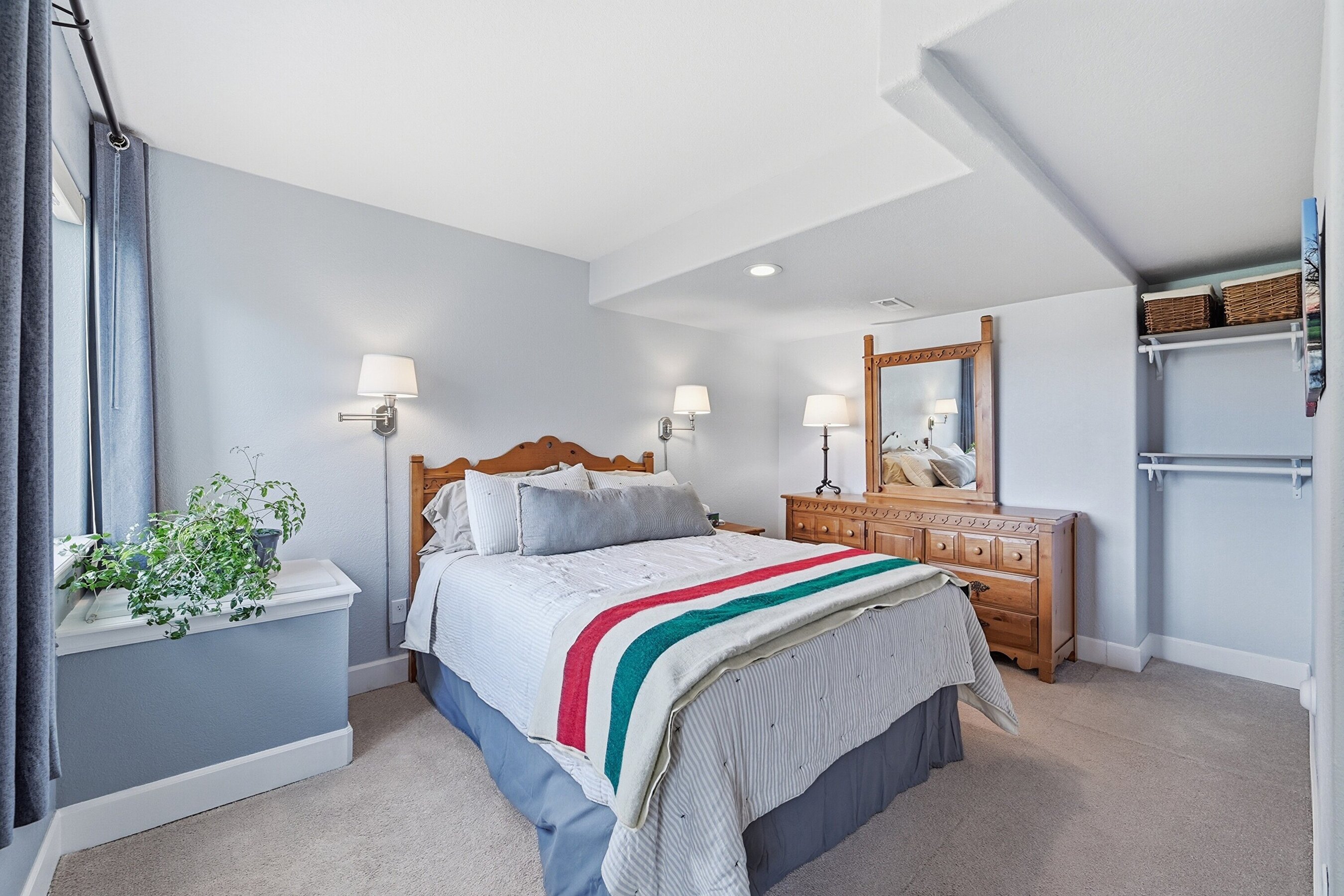 4th Bedroom in Basement