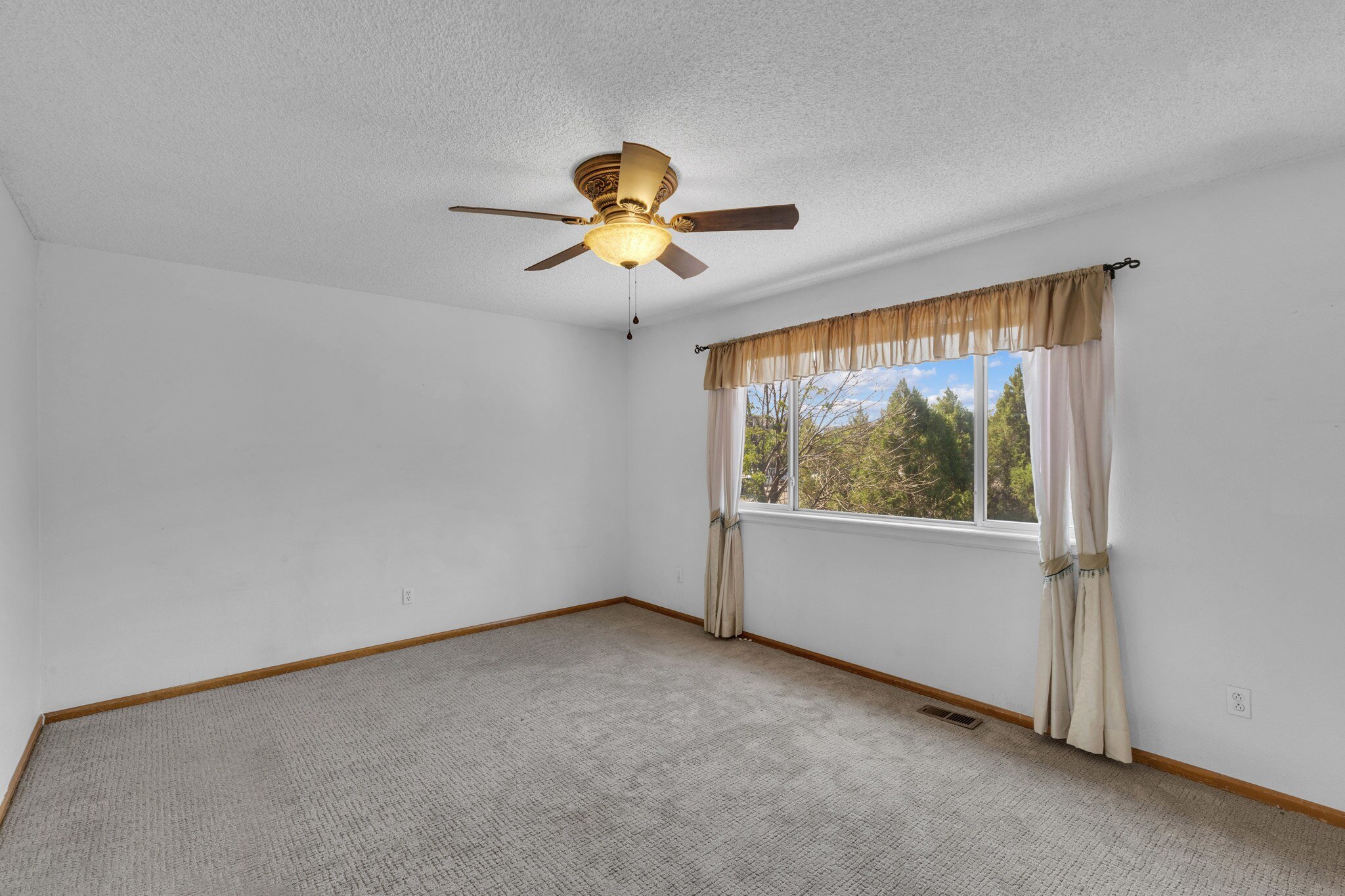 Spacious Master Bedroom
