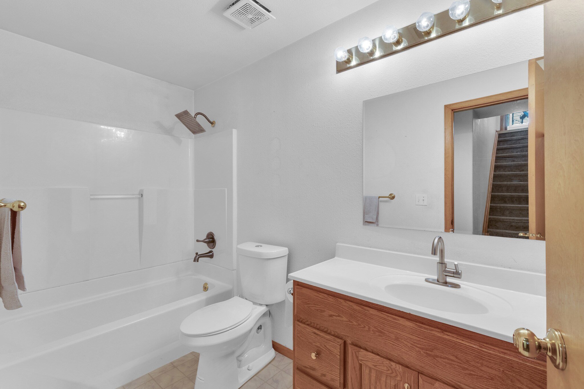 Full Bathroom_Basement