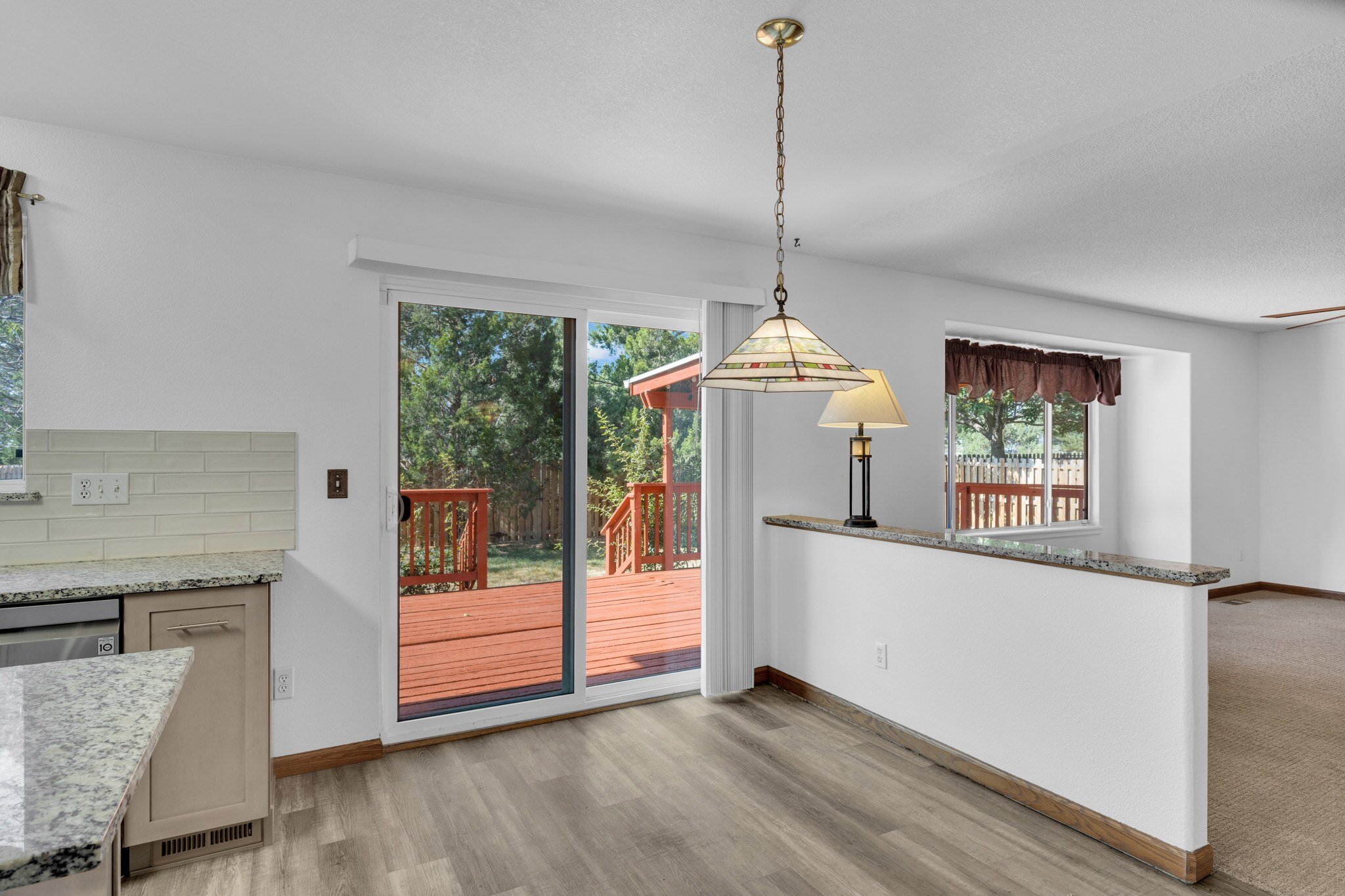 Kitchen Dining Area