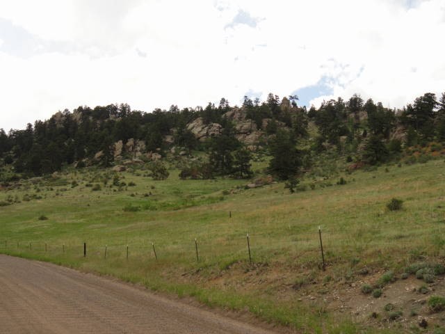 Beautiful Outcroppings to border your home!