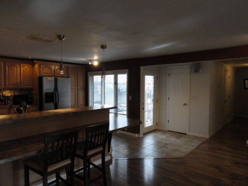 The nice bright entryway radiates light into the kitchen!