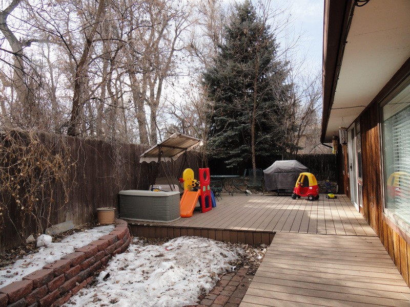 3195 Back patio!