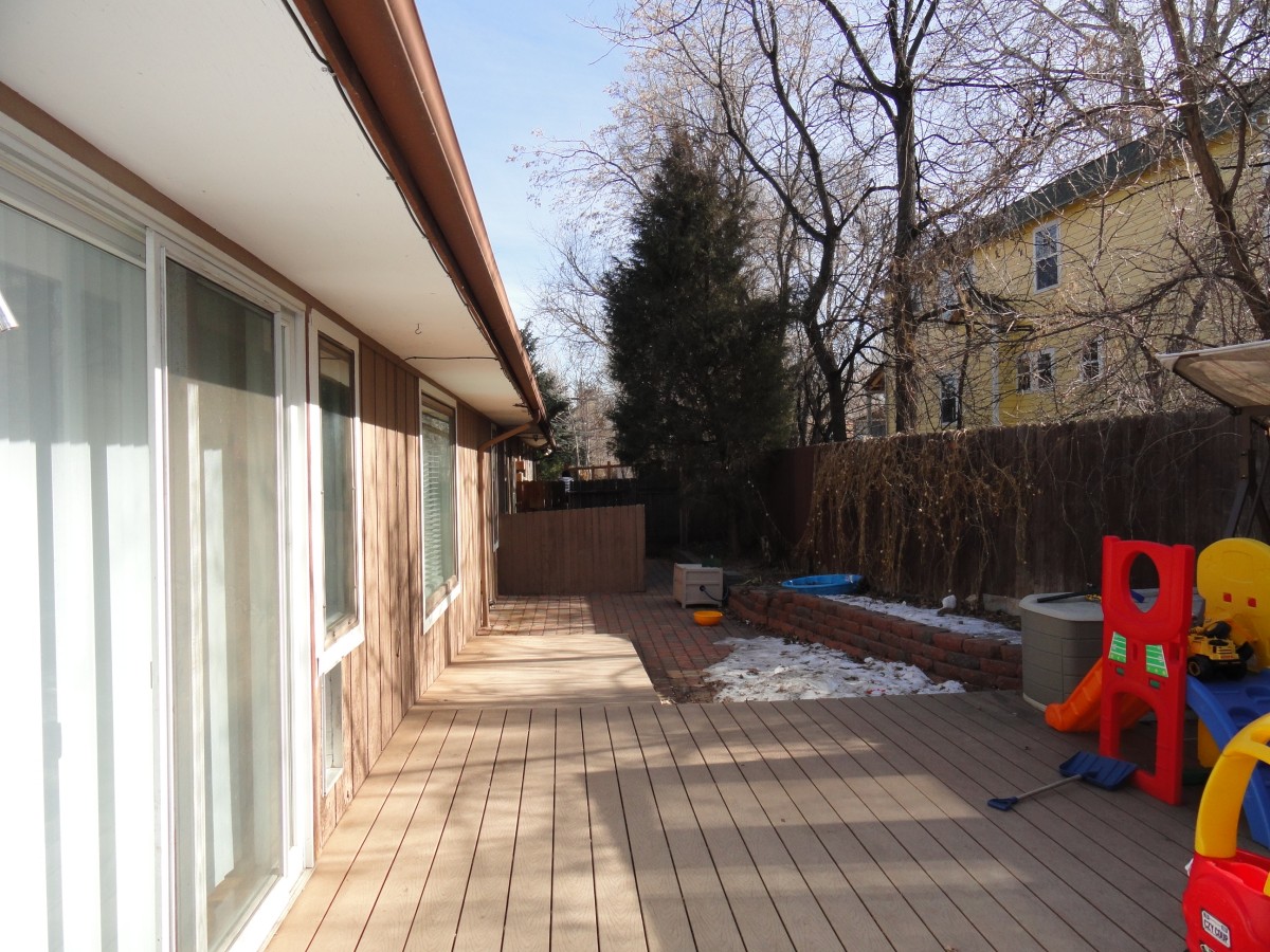 Exterior trex deck for entertaining and bbq's!