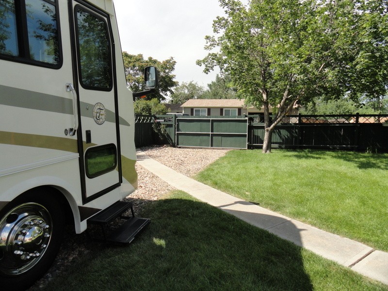 There is additional off street parking behind a gate!