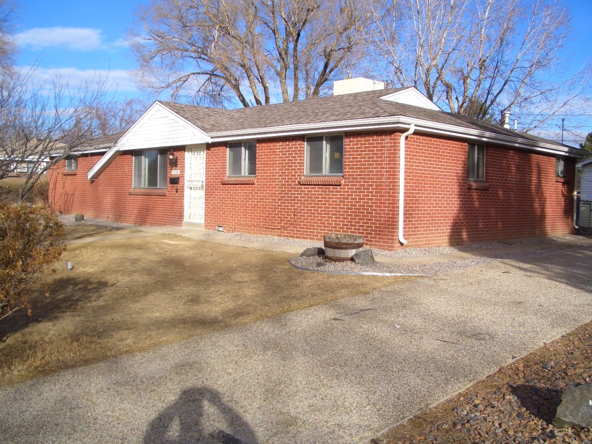 All Brick Ranch