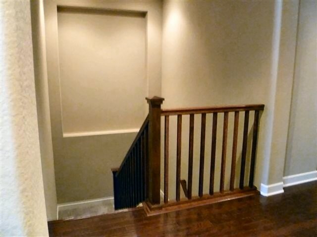 Art Niche in Stairway