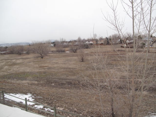 r-open space-3