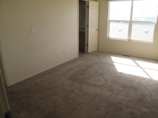 6-master bedroom