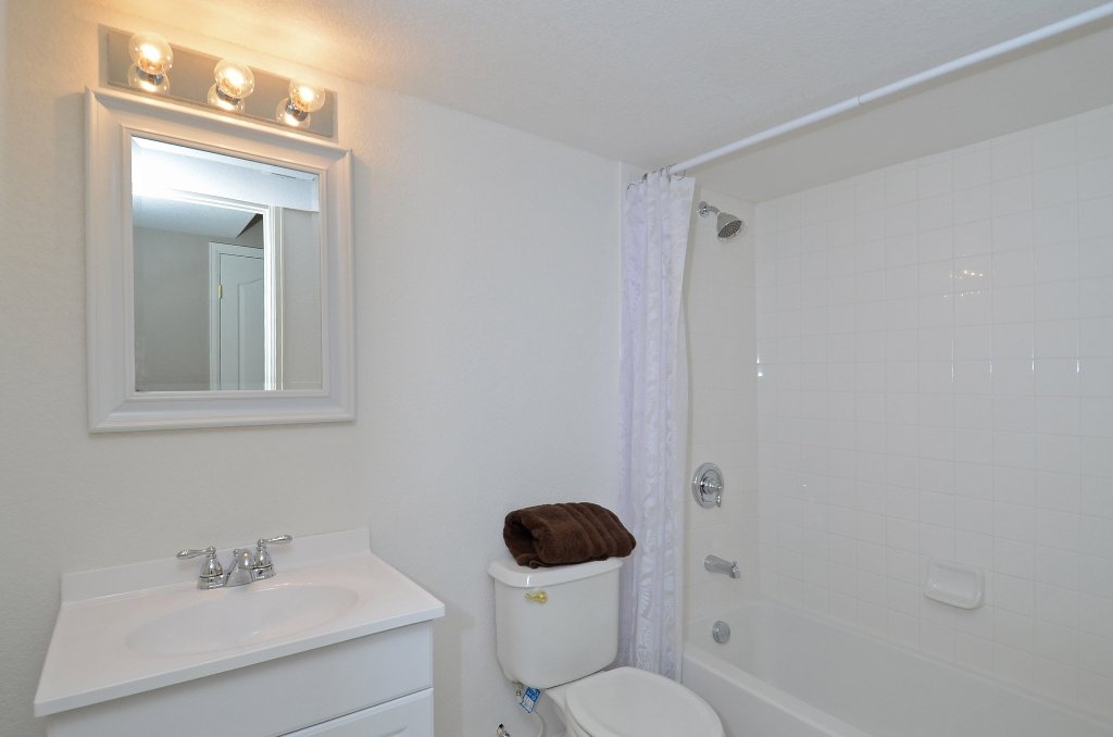 Basement Bath.jpg
