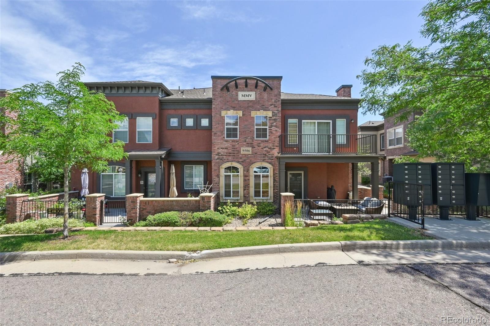 9506 Cedarhurst Lane A Highlands Ranch