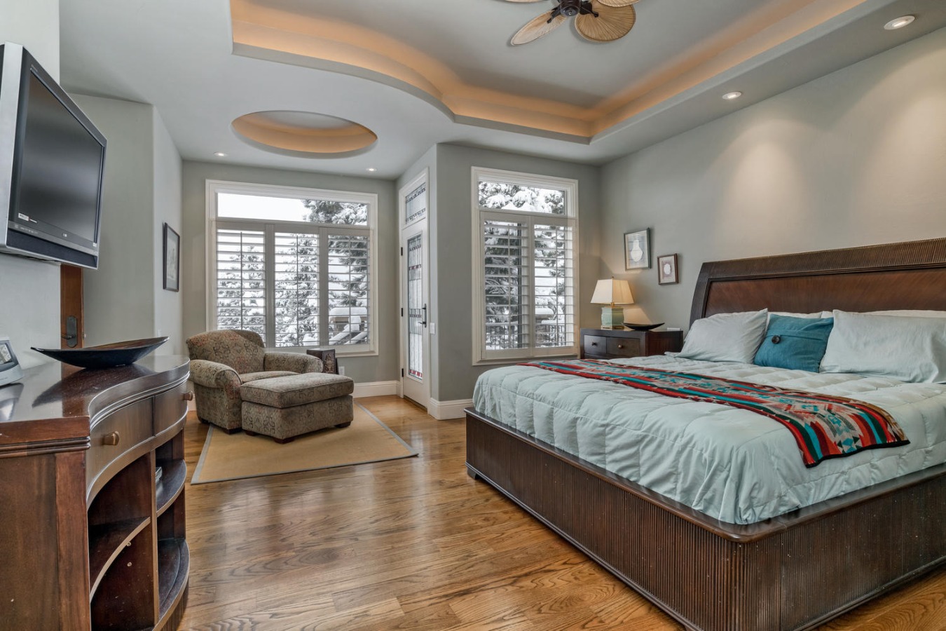 Huge Master Bedroom with Retreat & Private Deck
