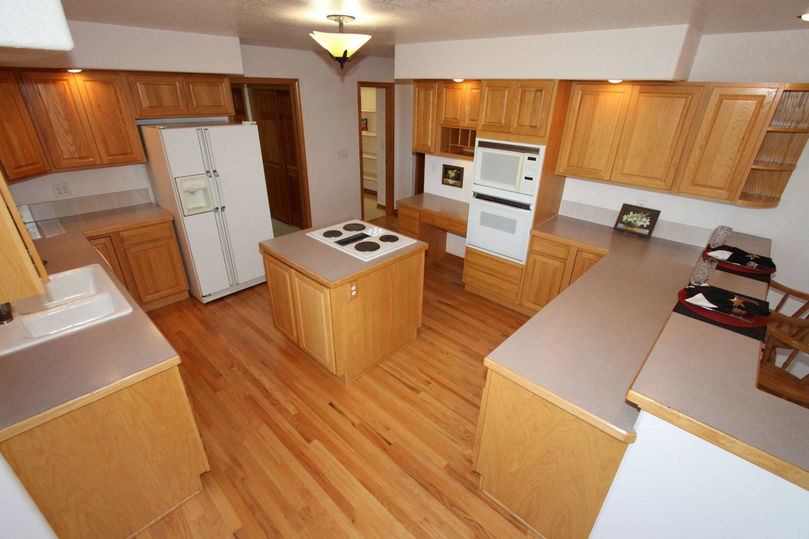 Kitchen 4