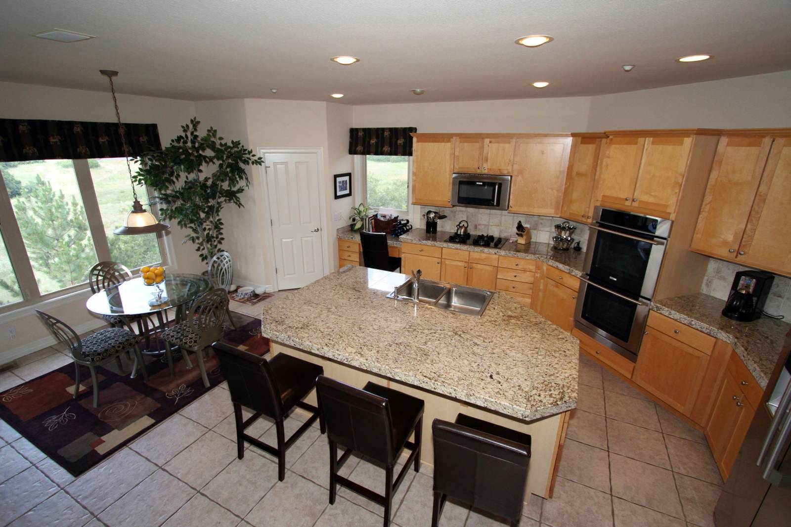 Kitchen 2
