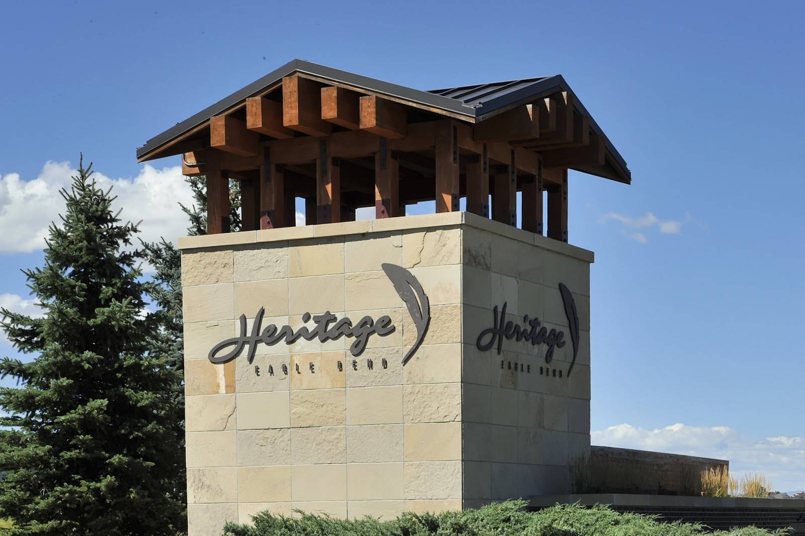Heritage Eagle Bend Community Monument