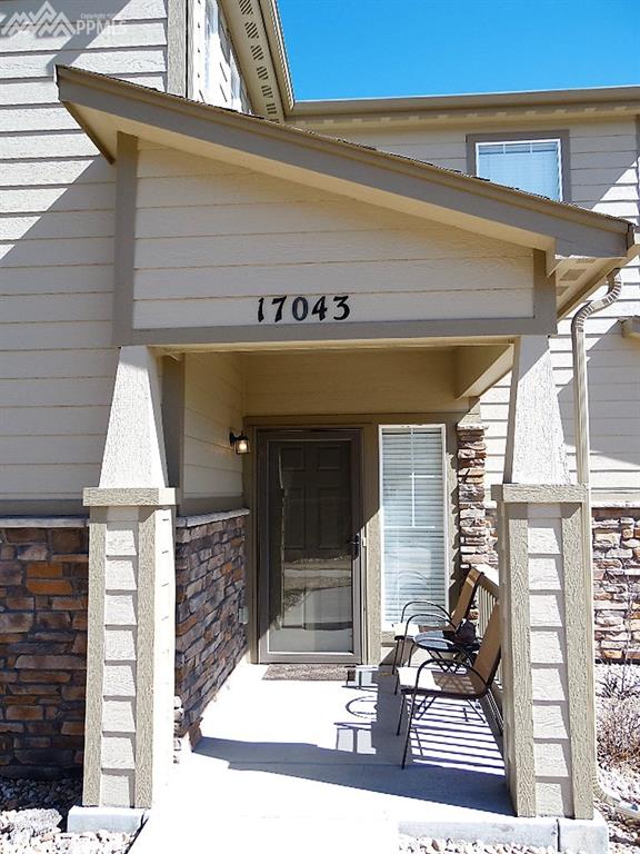 Covered front porch entrance
