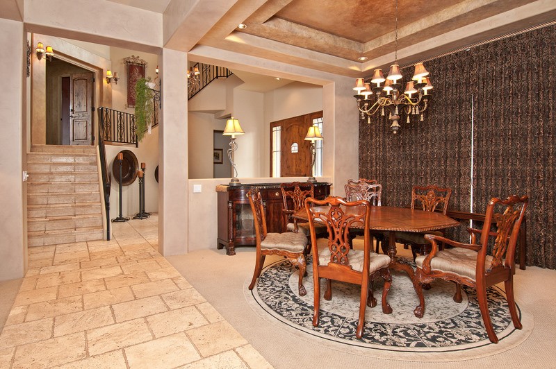 Dining room - entry