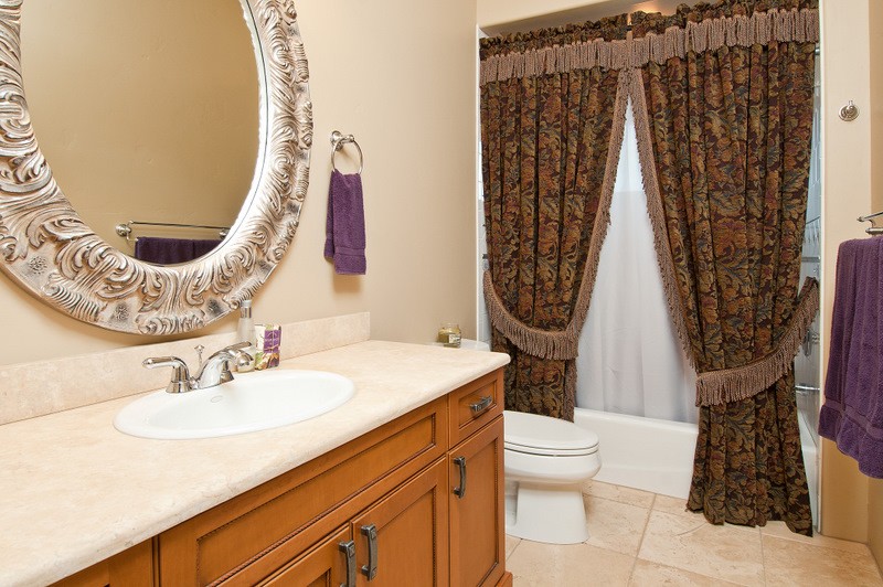 Bath upstairs