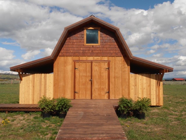 Bully Barn - Shed, Guest Bunk House, Horse Area