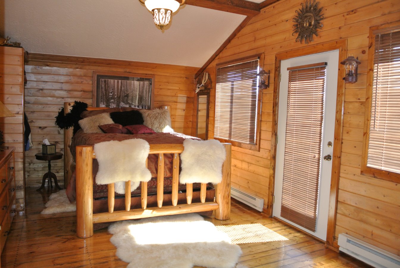Large Bedroom onto Upper Deck