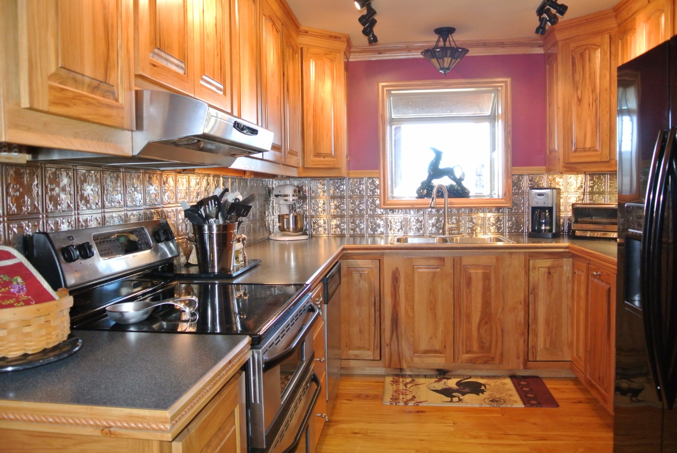 Sunny Kitchen