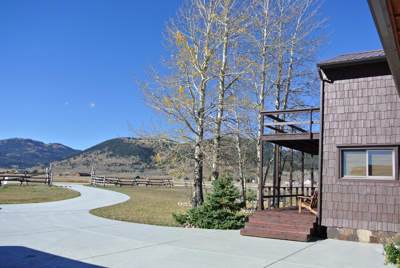 Acreage to Enjoy Open Space