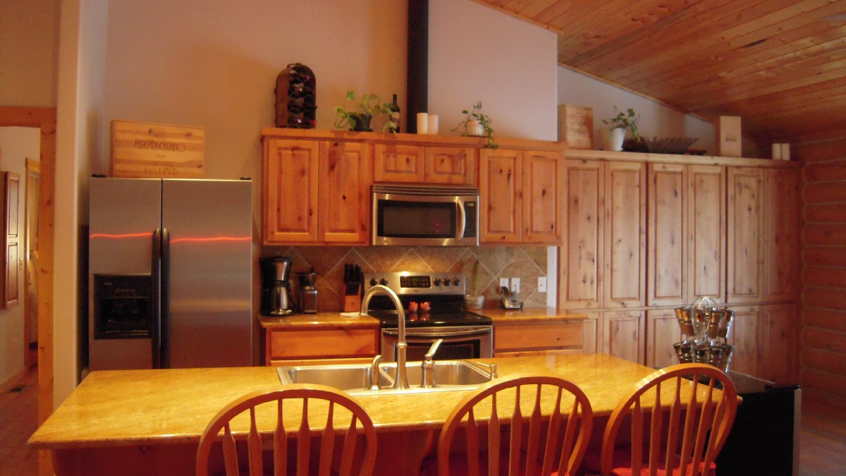 Granite and Custom Cabinets