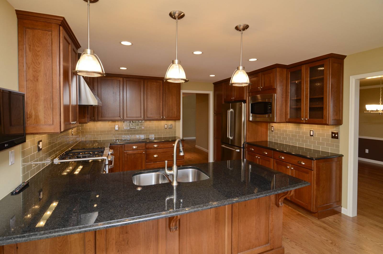 6721_s_kearney_ct_MLS1058284_HID701216_ROOMkitchen