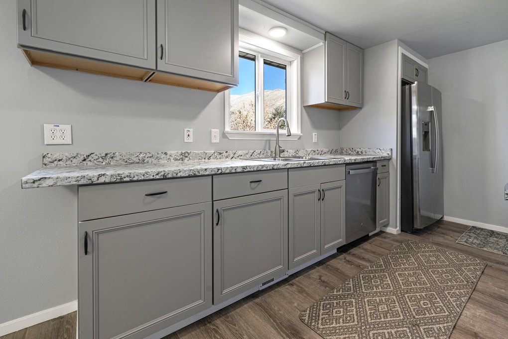 Kitchen- New Counters