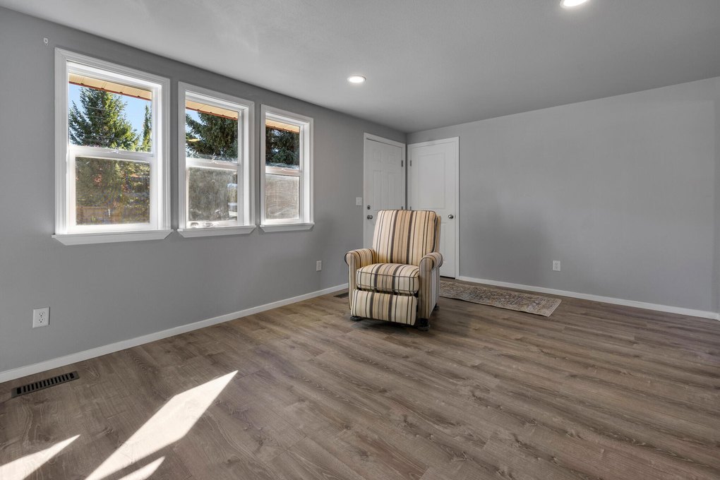 Entry and Closet