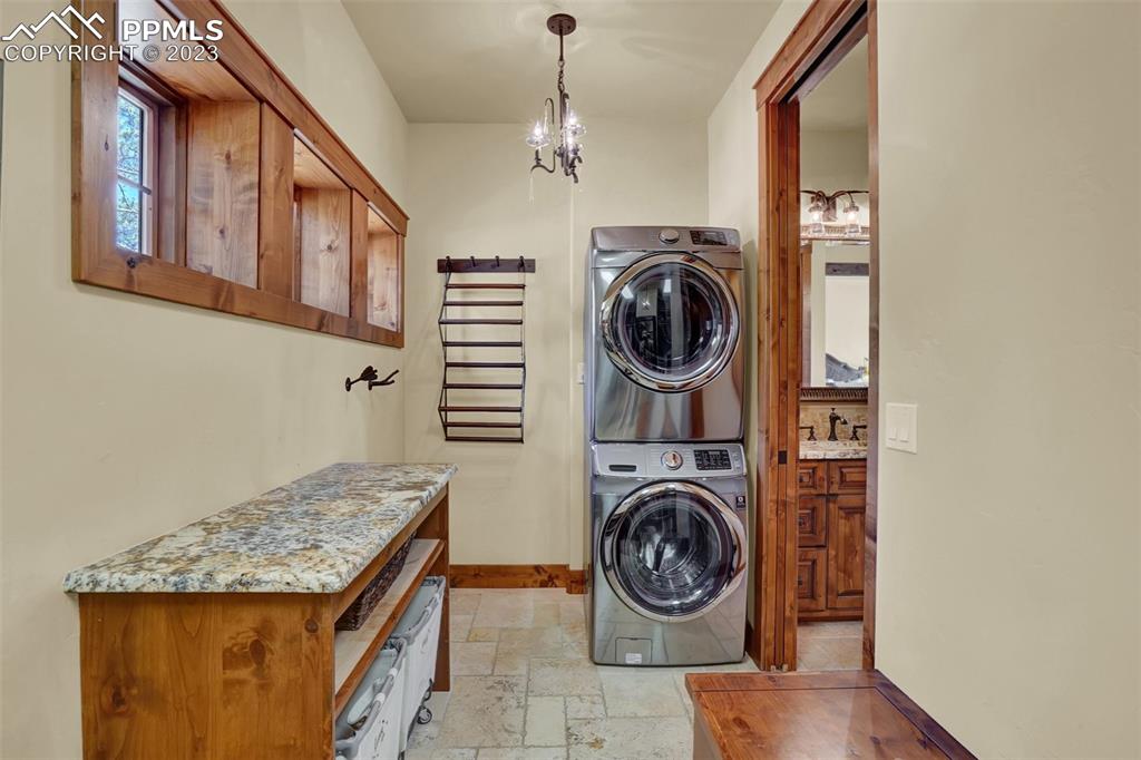 Additional Laundry with Washer, Dryer 