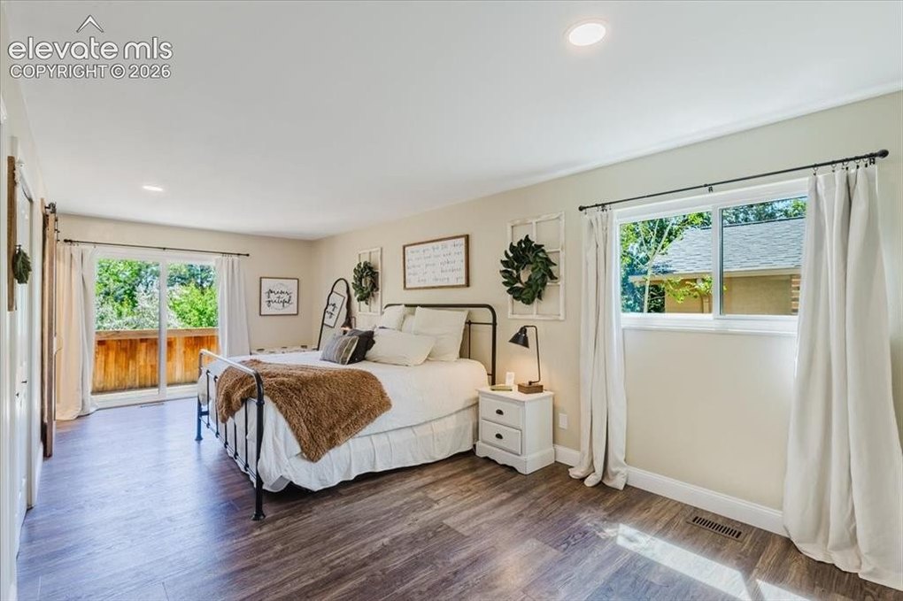 Huge primary suite