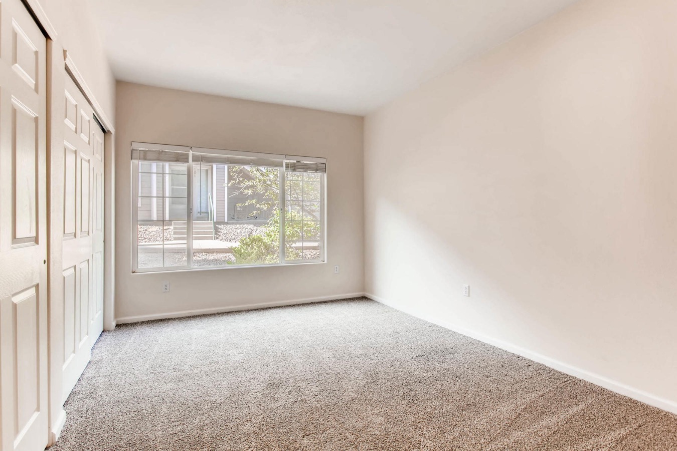 2nd Bedroom W/Double Closets