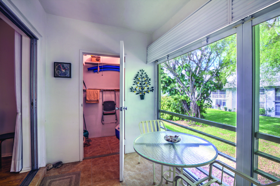 Screened-In Patio