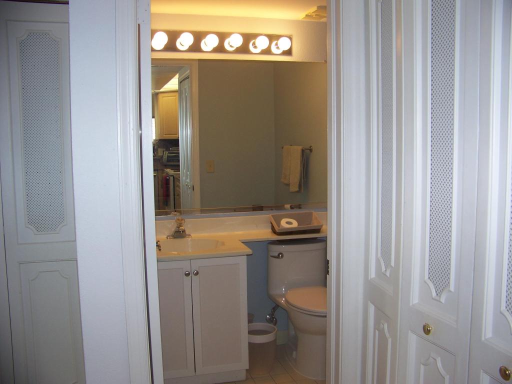 Kitchen Pantry