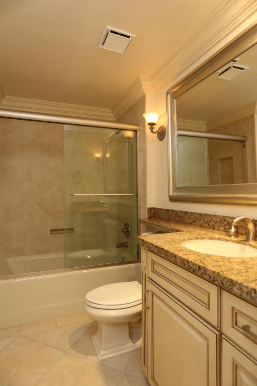 BEDROOM 2 ON SUITE BATH