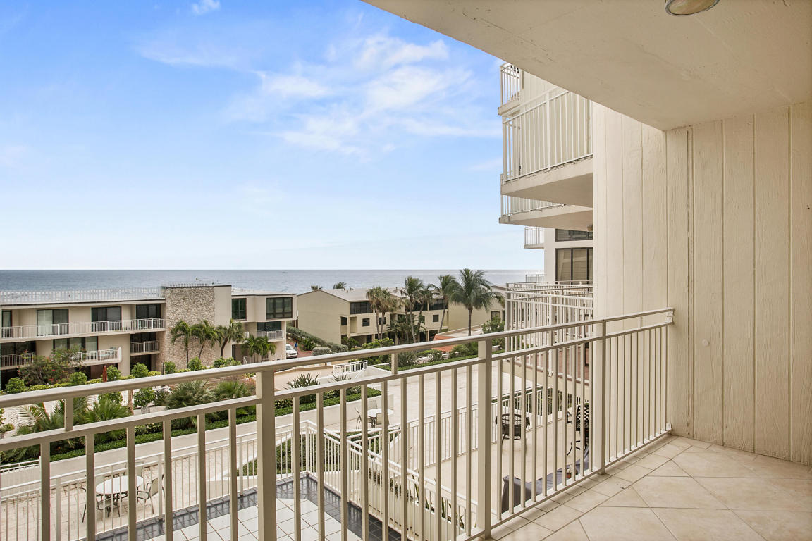 VIEW PATIO 1