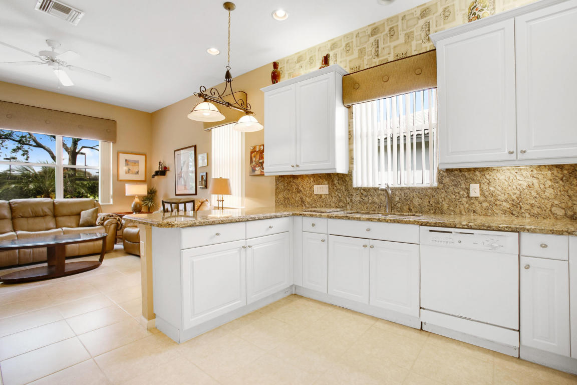 Kitchen/Family Room