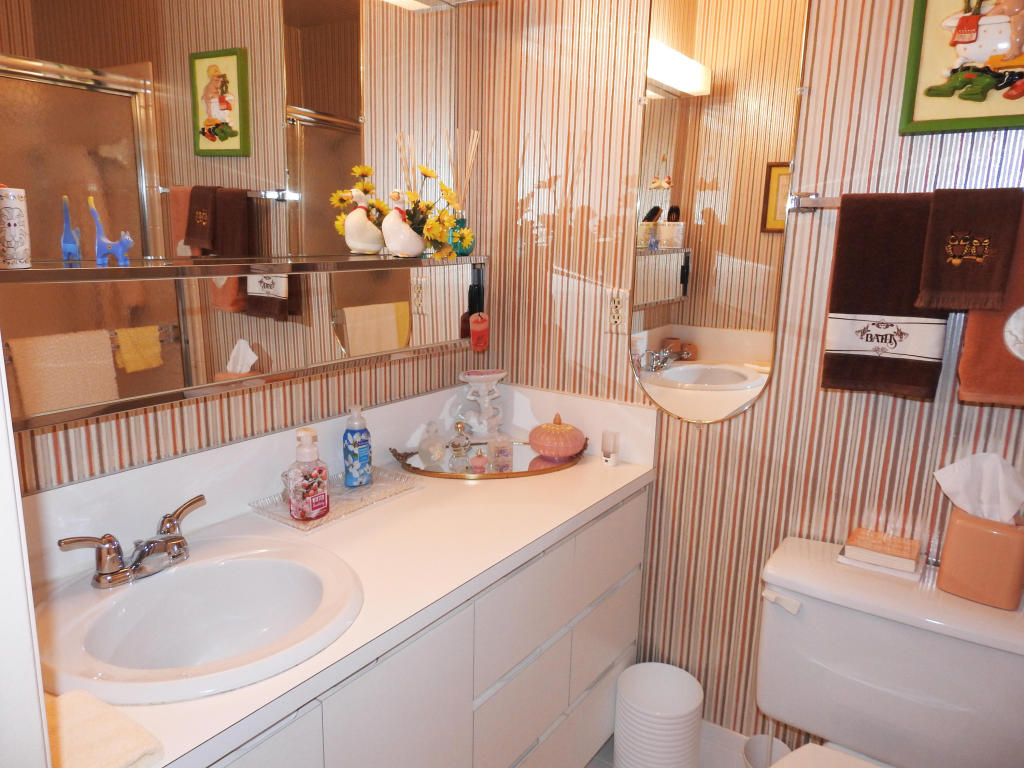 Bathroom #2