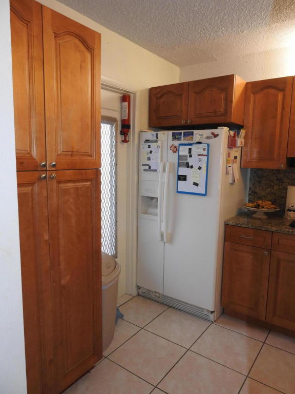 Kitchen Pantry