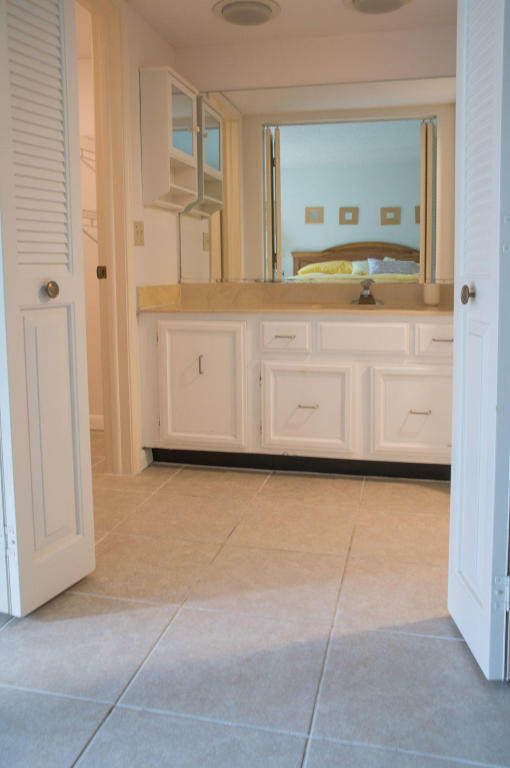 ensuite 2