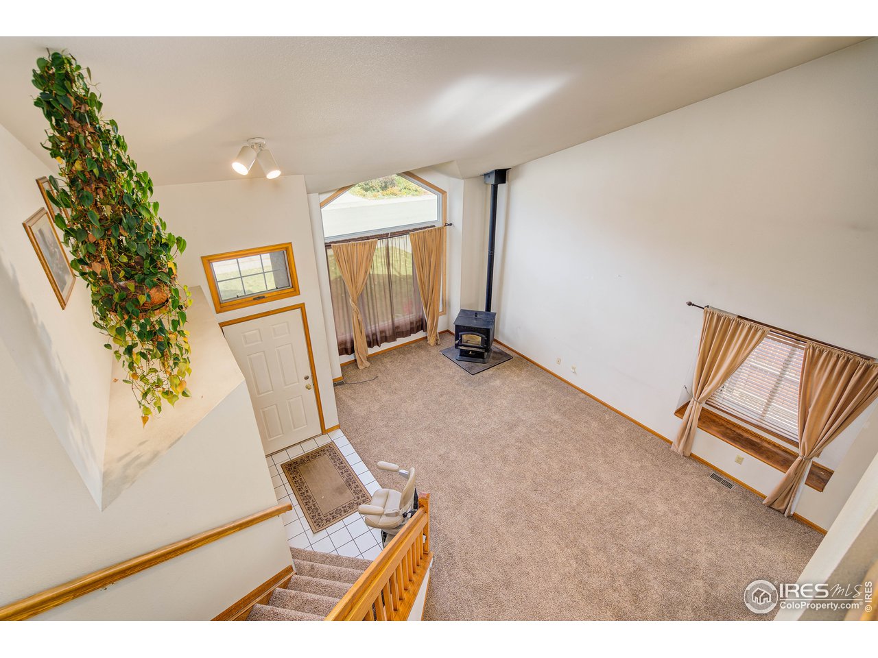 Check out those vaulted ceilings! 