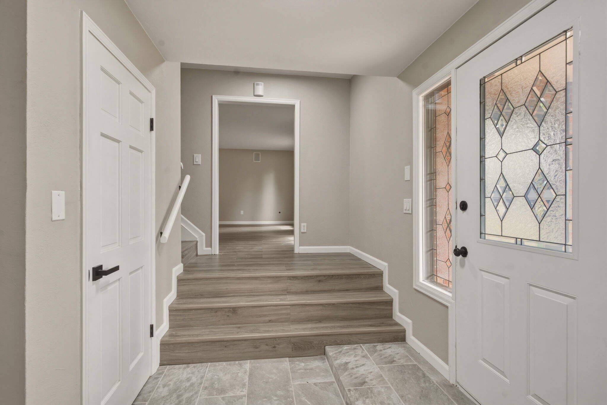 Entry with closet
