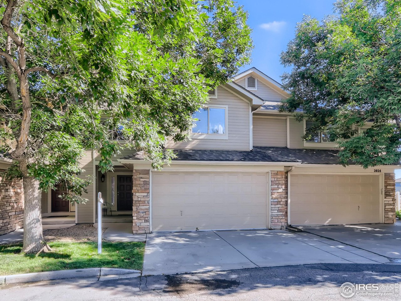2026 Centennial Drive. Lovely HOA Community with mature trees and fabulous location.