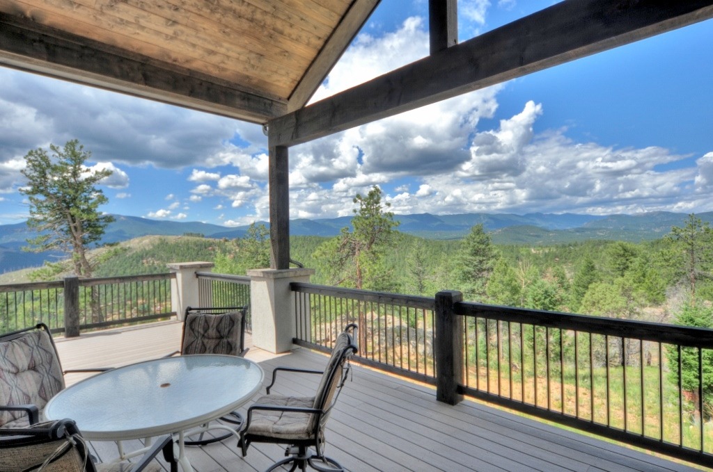 Views overlooking open space